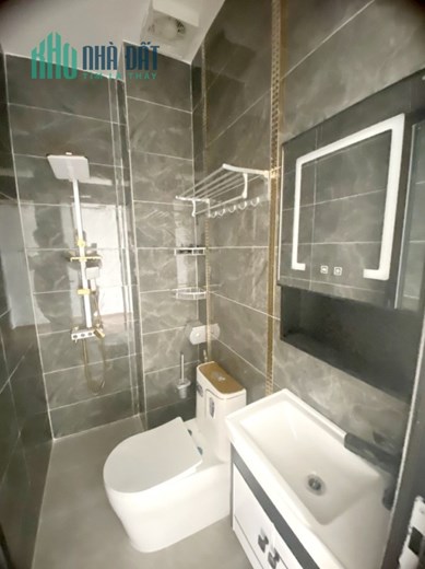 NHÀ ĐẸP GIÁ MỀM ĐƯỜNG LÊ LIỄU - TÂN QUÝ - Ô TÔ ĐỖ CỬA - 5 TẦNG MỚI KENG - 2 CĂN RA MẶT TIỀN - GIÁ