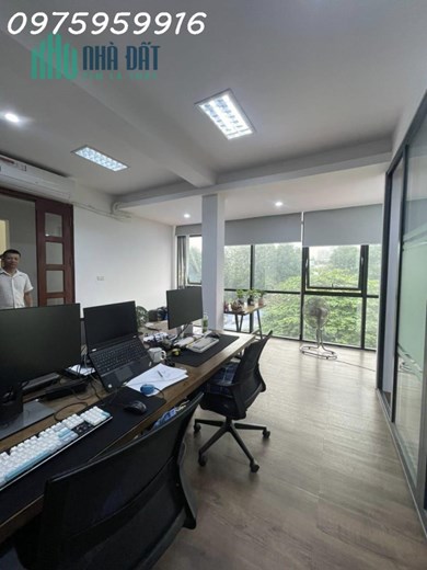 SIÊU HIẾM - LÔ GÓC- MẶT TIỀN KHỦNG 14M -THANG MÁY -KINH DOANH - VĂN PHÒNG - VỊ TRÍ NGÃ TƯ VĂN PHÚ-