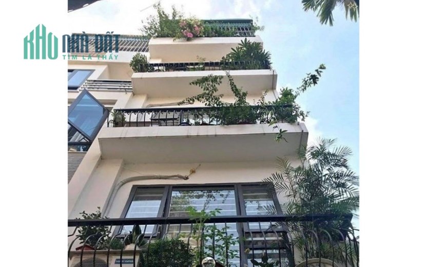 Nhà phân lô 4 tầng 50m2 ô tô tránh SDCC nhà mới đẹp hiện đại