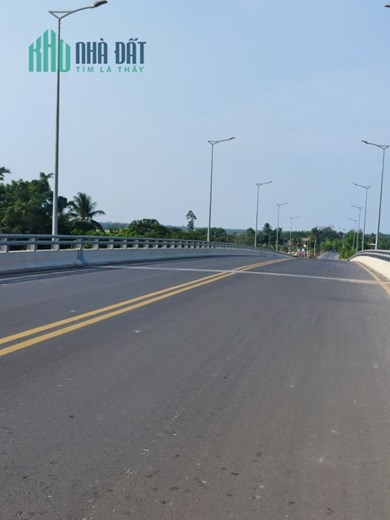 Gần 3000m2 đường lớn thông, gần Nhựa lớn, gần Dân Cư, Sổ Riêng