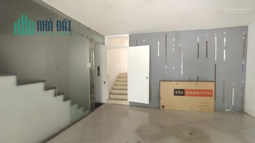 Chính chủ cho thuê nhà mặt đường số 39 Võ Chí Công, Phường Nghĩa Đô, Cầu Giấy, Hà Nội.