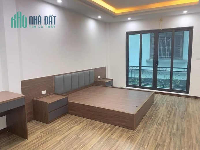 Bán Nhà Quận  Thanh Xuân- Oto Chánh- Oto vào nhà- 41m x4 tầng MT 3,8m. 6,x tỷ