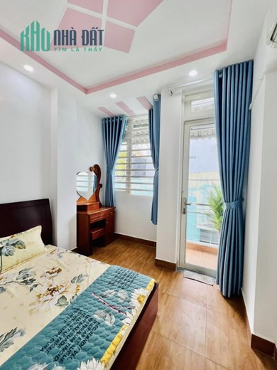 Nhà bán trục giao Nguyễn Văn Lượng-Thống Nhất, Hẻm xe hơi, 3 tỷ 79 còn TL