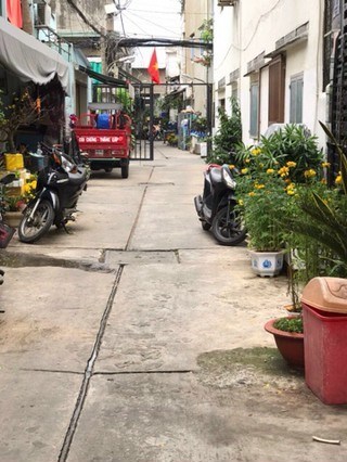 Nhà bán Bình Tân TP HCM  .130 Lê Đình Cẩn