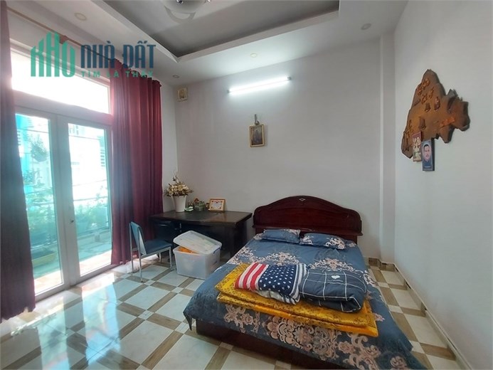 Nhà ngộp Bùi Quang Là, Gò Vấp – HXH thông, 91m2, 3 tầng, 7.8 tỷ