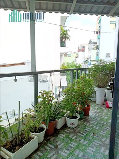 Nhà bán hẻm thông 3 Tầng Dương Bá Trạc P2Q8 - Giá : 4 Tỷ 750