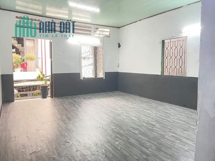 Nhà thuê hẻm ô tô 154 Âu Dương Lân P3Q8 - Giá : 8 Triệu