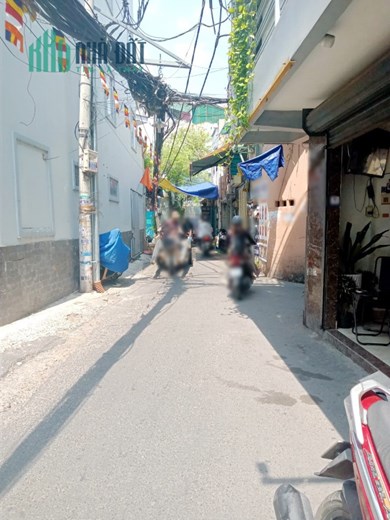 Nhà thuê hẻm ô tô 154 Âu Dương Lân P3Q8 - Giá : 8 Triệu
