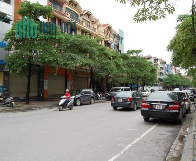 Bán 106m2 đất phố Yên Hoà, Cầu Giấy. Ngõ thoáng, gần phố, mặt tiền rộng, đầu tư sinh lời cao.