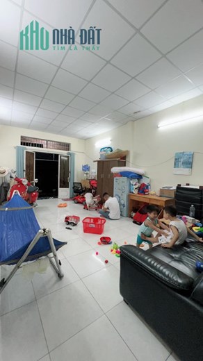 Bán nhà trệt tặng 84 m2 đất thổ cư tại đường Hồ Bá Phấn, Phước Long A, Quận 9_ HXH_ Chỉ còn 4 tỷ XX0