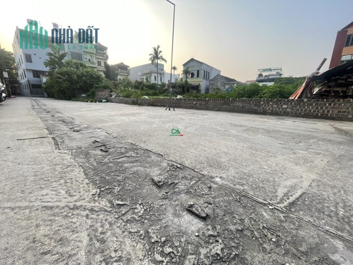 BÁN ĐẤT THÔN BA CHỮ VÂN NỘI ĐÔNG ANH 195.6M ĐƯỜNG Ô TÔ GIÁ 3X