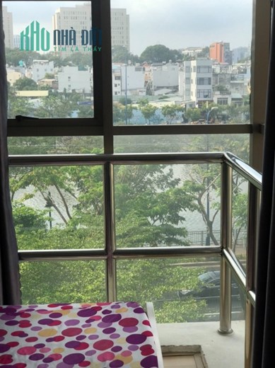 cho thuê CHCC Khánh Hội 3, 76m2, 2PN, 2 tollet đầy đủ nội thất, bancon