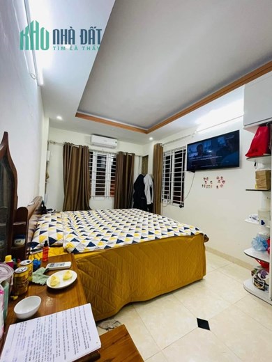 Bán nhà Vạn Phúc Hà Đông, ô tô tránh, view vườn hoa, 41m2 x 4T, 4 tỷ 95