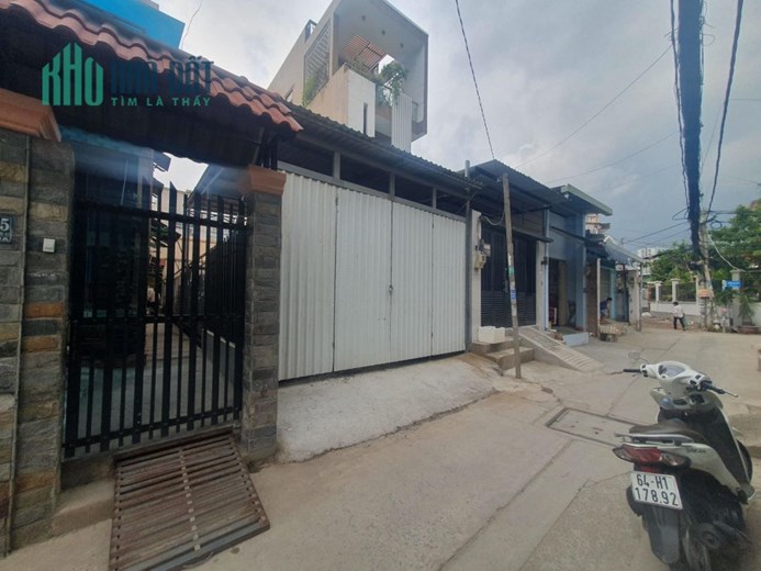 Bán lô đất hẻm xe hơi 803, Huỳnh Tấn Phát , Q7 -70m2, ngang 4.5m, giá bán 6.x tỷ