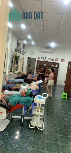 Chuyển nơi công tác mình cần bán lại tiệm Salon đã có thương hiện trên thị trường 7 năm