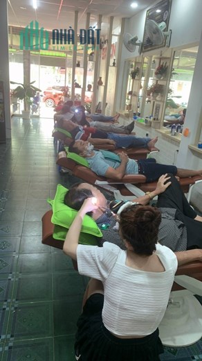 Chuyển nơi công tác mình cần bán lại tiệm Salon đã có thương hiện trên thị trường 7 năm