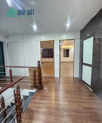 . Bán Gấp căn PENTHOUSE Mai Dịch , siêu thoáng , 140m , 3,4 tỷ