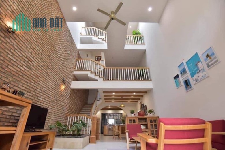 NHÀ CỰC ĐẸP GIÁ TỐT NGAY CẦU SÔNG HÀN QUẬN SƠN TRÀ 100M2 4 TẦNG  CHỈ 11,5 TỶ