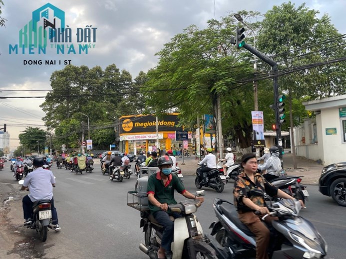 CHO THUÊcăn góc ngang 8,5m đường Phạm Văn Thuận