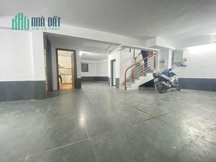 CCMN 24 PHÒNG THANG MÁY, DÒNG TIỀN 9%/NĂM XUÂN THỦY – CẦU GIẤY 80M2