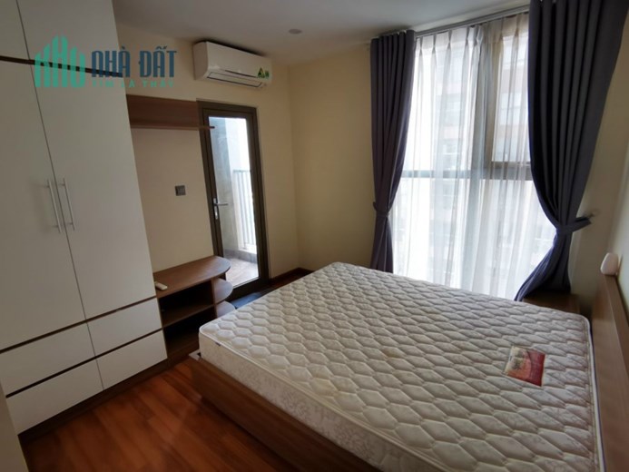 Cho thuê CC Vinaconex Khúc Thừa Dụ, Cầu Giấy 85m 2 ngủ, full đồ. 12 triệu