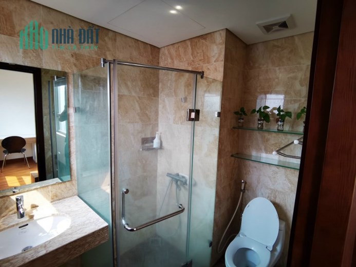 Cho thuê CC Vinaconex Khúc Thừa Dụ, Cầu Giấy 85m 2 ngủ, full đồ. 12 triệu