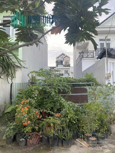 Bán đất Trâu Quỳ -Siêu hiếm 42m2 trục chính viện rau khu A đường 7m có lưu không, vỉa hè. 0982852808