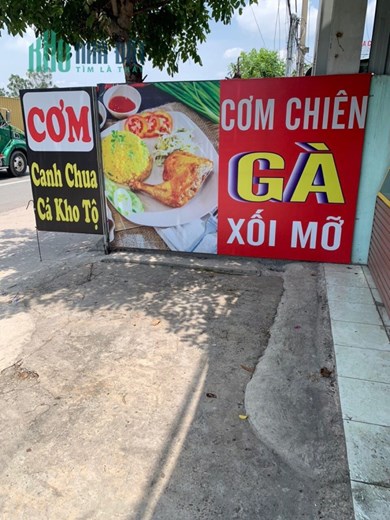 CẦN SANG NHƯỢNG LẠI QUÁN CƠM GÀ VÀ CƠM PHẦN