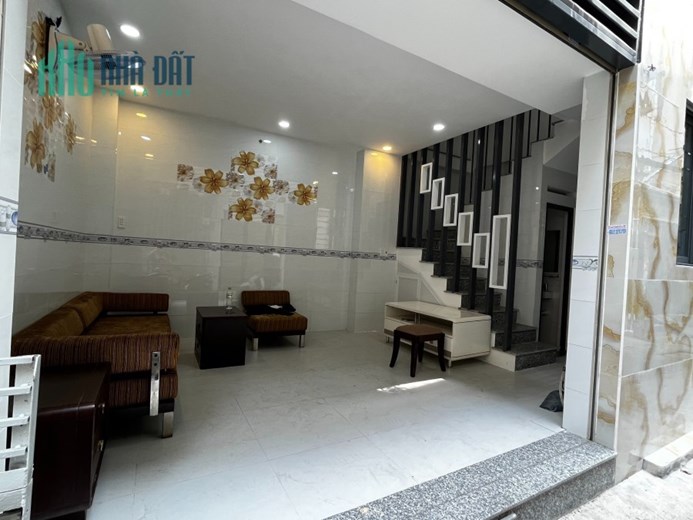 BÁN GẤP NHÀ XUỐNG GIÁ PHÚ NHUẬN