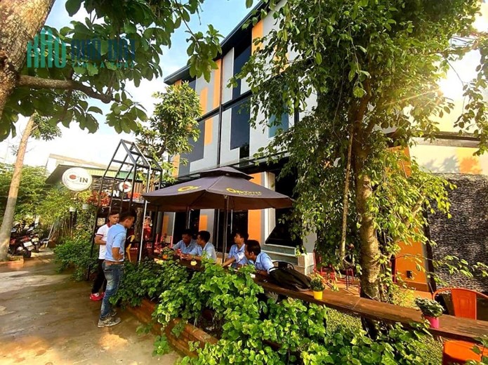 Cho thuê tòa nhà đẹp góc 2MT số 36C An Phú An Khánh, Quận 2 - 75 triệu dtkv12x20 trệt 2 lầu có sân