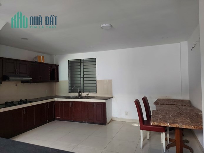 Bán Nhà HXH Đường Cống Lỡ P15 Tân Bình, 64m2, 3 lầu, 4PN, Giá 6,5 Tỷ