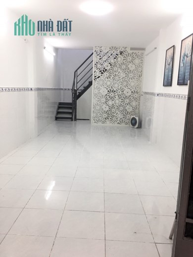 Cho thuê NNC hẻm 154 Âu Dương Lân P3Q8. Giá 9 triệu