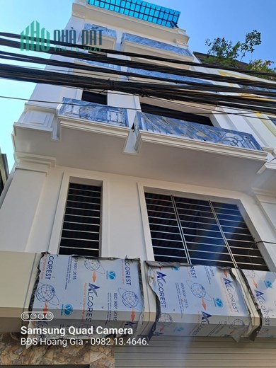 Nhà mặt phố 30m2, 5 tầng, xây mới, Tam Hiệp – Thanh Trì, giá 3.9 tỷ