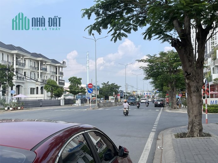 Nhà MT đường Liên Phường ngang 6m siêu rẻ, giá bằng 1/3 The Global City.