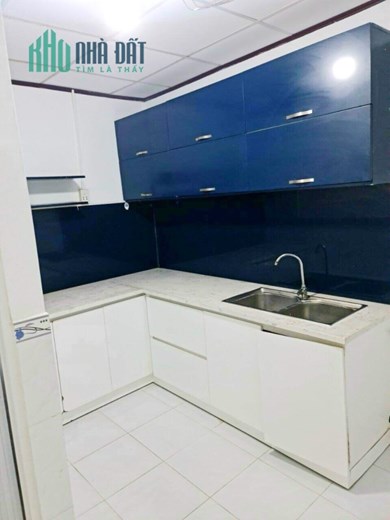 Nhà nguyên căn 154 Âu Dương Lân P3 Q8 - Giá thuê : 9 Triệu