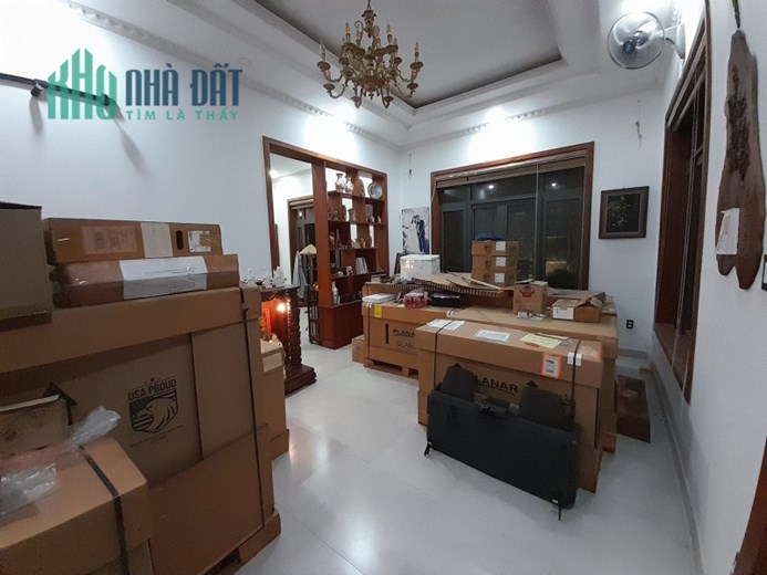 Bán Nhà Mặt Tiền Chợ Hiệp Bình Thủ Đức 240m2 Giá 18 Tỷ