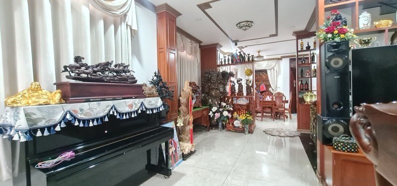 Bán Nhà Biệt Thự Phạm Văn Đồng Thủ Đức 172m2 Giá 18 Tỷ 8