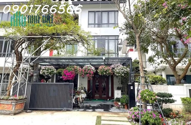 Bán Biệt Thự Vip, Khu Đô Thị Gamuda Gardens, Quận Hoàng Mai, 294m , 4tầng , mt9m , 36tỷ.