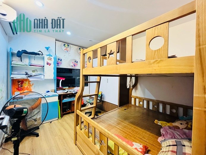 Bán Chung Cư Văn Quán, 79m, 2 Ngủ, Vị trí Hiếm, Thoáng, Hà Đông, 2,45 tỷ