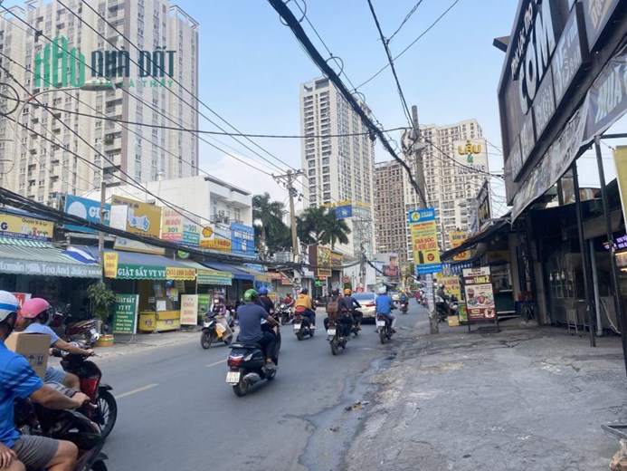 18 Tỷ- bán nhà MT đường 42 Lê Văn Thịnh, Q.2, SHR, 4 tầng, 150m2, ngang 6.5m, khu sầm uất.