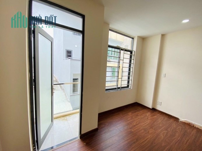 Nhà Sổ Riêng Giá rẻ - Lạc Long Quân - TÂN BÌNH - - HẺM Ô TÔ 4M SÁT MẶT TIỀN - 5 LẦU ĐANG CHO THUÊ