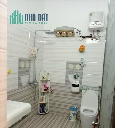 Bán nhà phố Tô Vũ - Văn Cao, diện tích 66m 4 tầng, đường 8m, GIÁ 4.8 tỉ