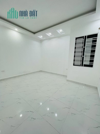 Bán nhà xây mới ngõ 52 Miếu Hai Xã, diện tích 45m 3 tầng, GIÁ 2.55 tỉ