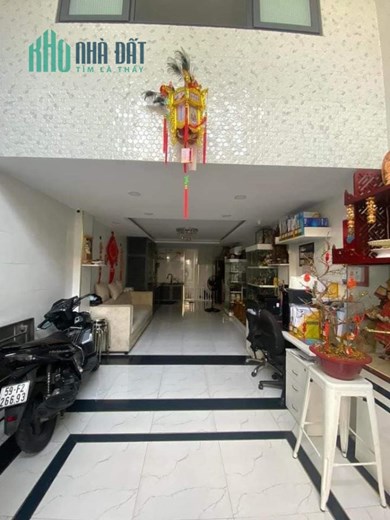NHÀ BÀ HOM -HXH -6 PHÒNG CHO THUÊ 52M2 3 TẦNG
