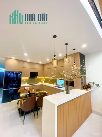 Hàng tuyển! Nhà đẹp phố Đỗ Đức Dục, 48m2, nội thất đẹp, ở ngay, 5 tỷ 2