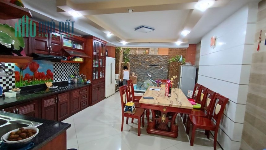 Bán nhà hẻm 1/ ô tô ngủ trong nhà Khuông Việt Q.Tân Phú 95m2 4T lung linh 11.x tỷ
