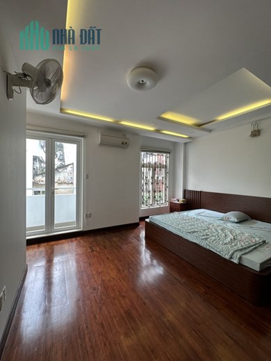 HXH Nguyễn Thiện Thuật, Q3 - Hầm 4 tầng - 25 tỷ( nhà đẹp )