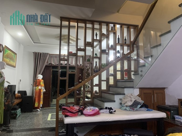 Bán nhà mặt phố Hoàng Thế Thiện, Đà Nẵng. Dt 120m, 3 tầng, giá 7,1tỷ.