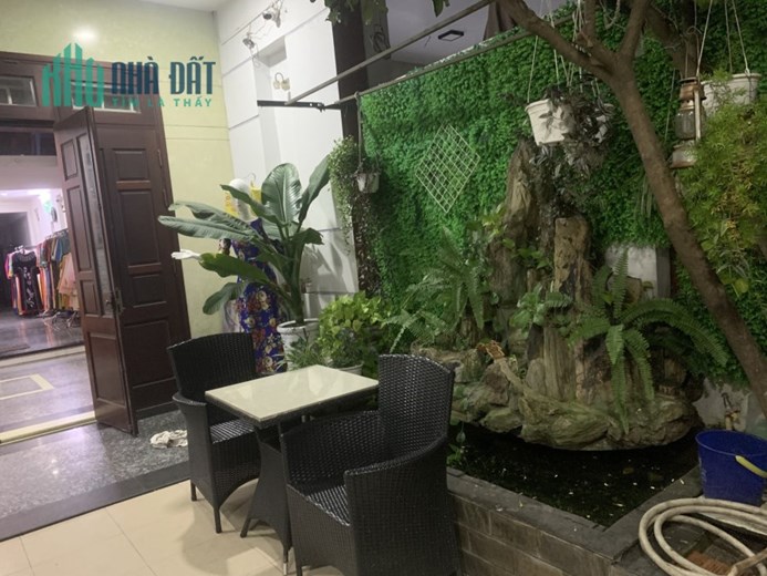 Bán nhà mặt phố Hoàng Thế Thiện, Đà Nẵng. Dt 120m, 3 tầng, giá 7,1tỷ.