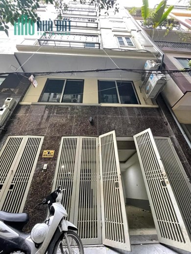 BÁN NHÀ PHÂN LÔ PHỐ TRẦN QUANG DIỆU ĐĐ HÀ NỘI.8 TẦNG THANG MÁY , MẶT TIỀN RỘNG GIÁ NHỈNH 200TR/M2